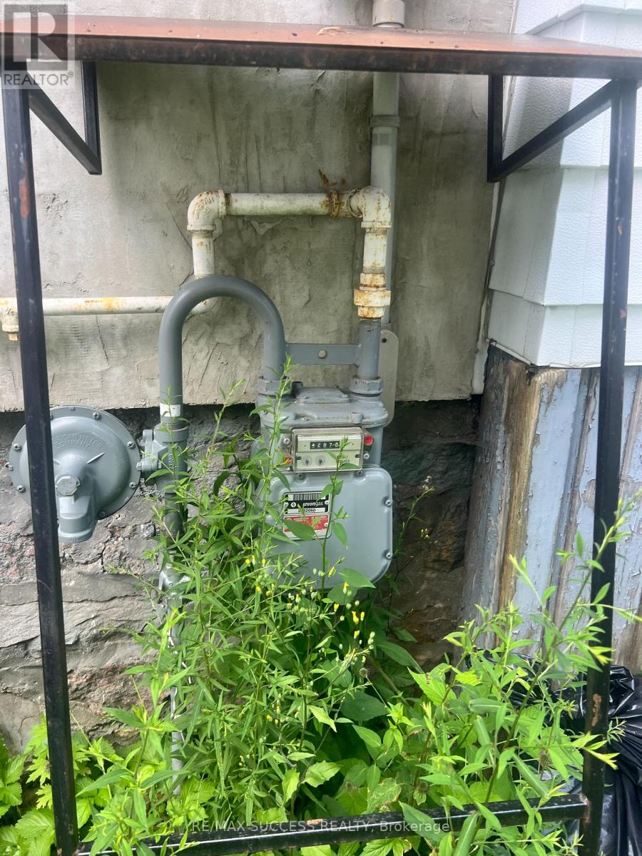 243 HARVEY STREET W - 8