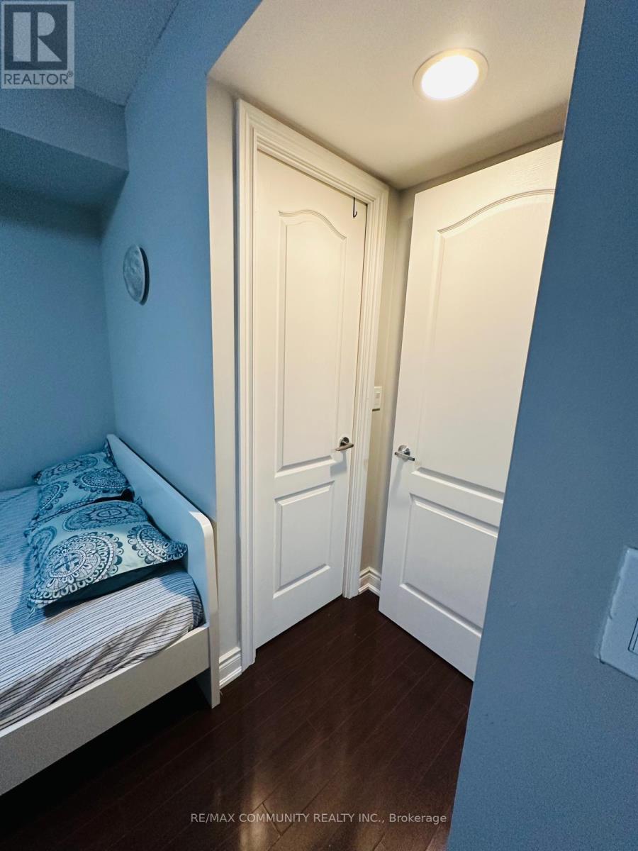 #1903 50 BRIAN HARRISON WAY - 11