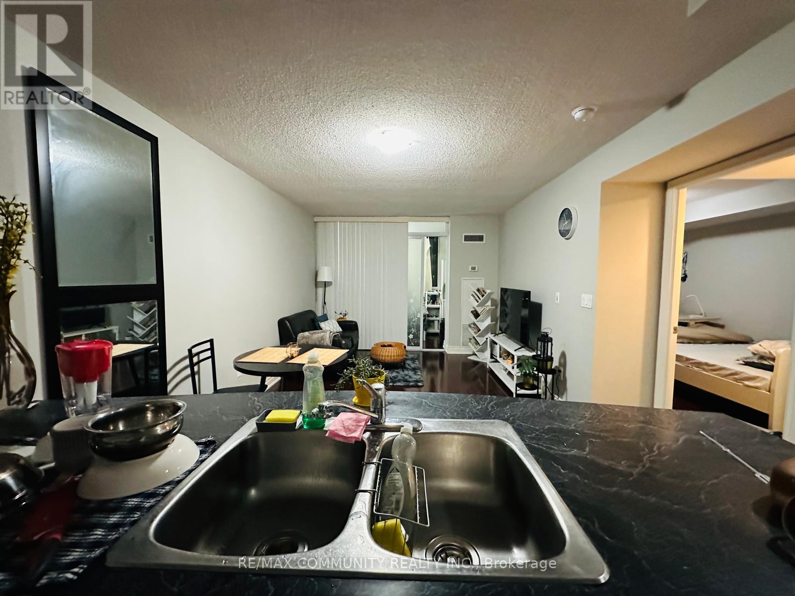 #1903 50 BRIAN HARRISON WAY - 15