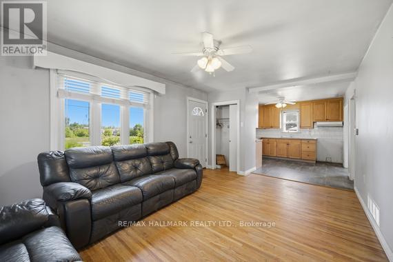 1527 KILLARNEY BEACH ROAD - 5