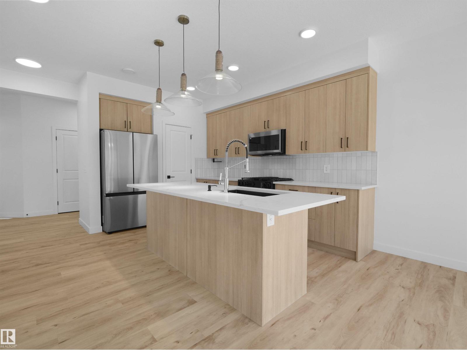 3332 168 ST SW — photo 22