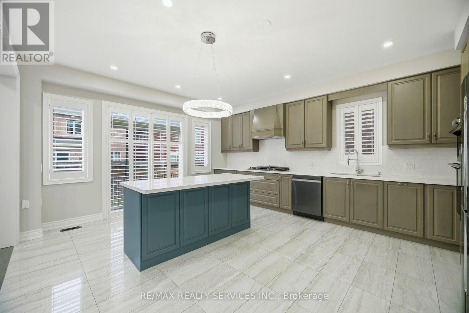 77 DEER RIDGE TRAIL - 12