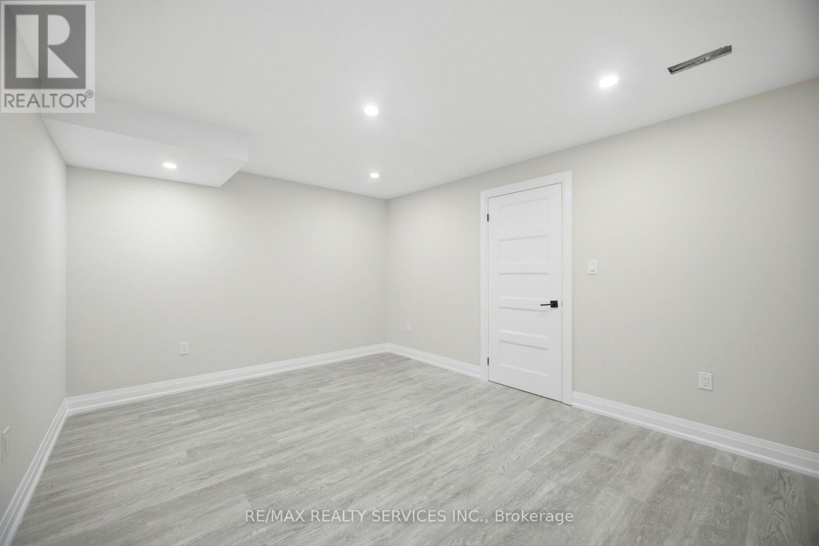 77 DEER RIDGE TRAIL - 44