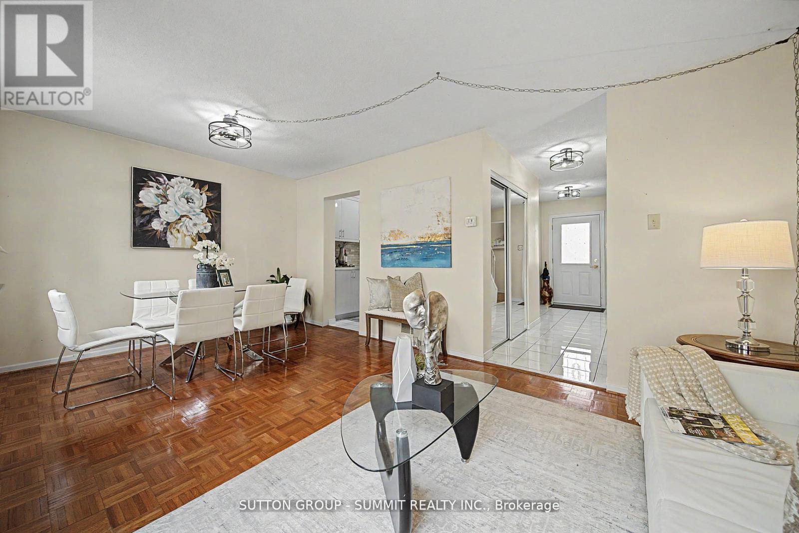 #61 45 HANSEN ROAD N - 11