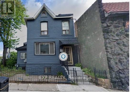521 BARTON STREET E - 1