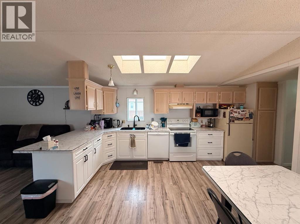 10109 105 Ave - 10