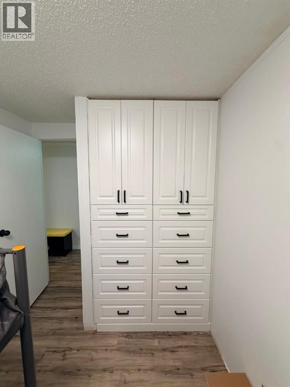 10109 105 Ave - 26