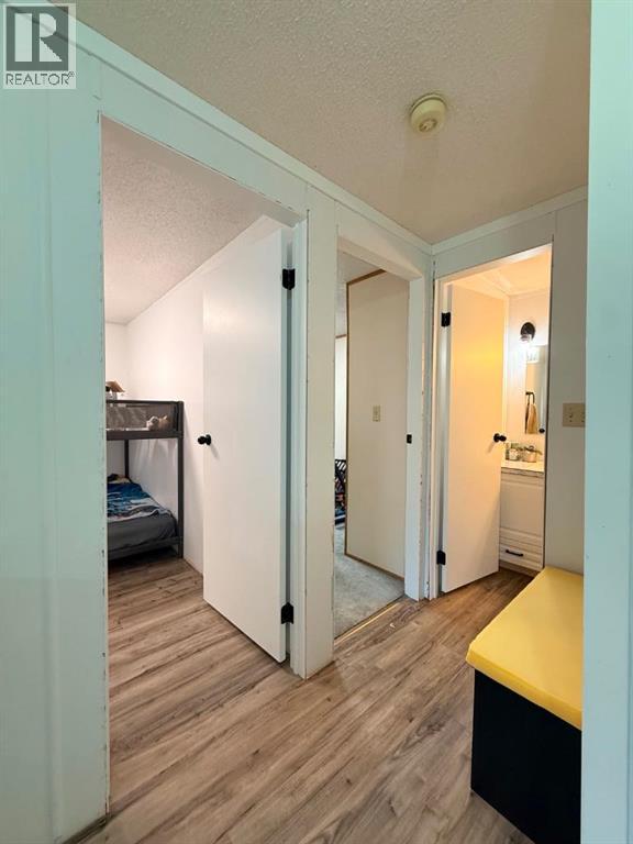 10109 105 Ave - 23