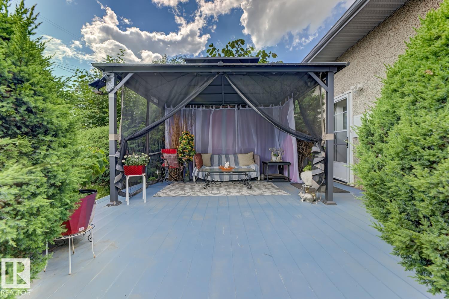 15707 92 AV NW - 6