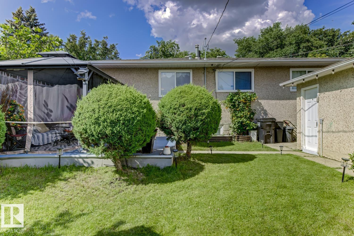 15707 92 AV NW - 8