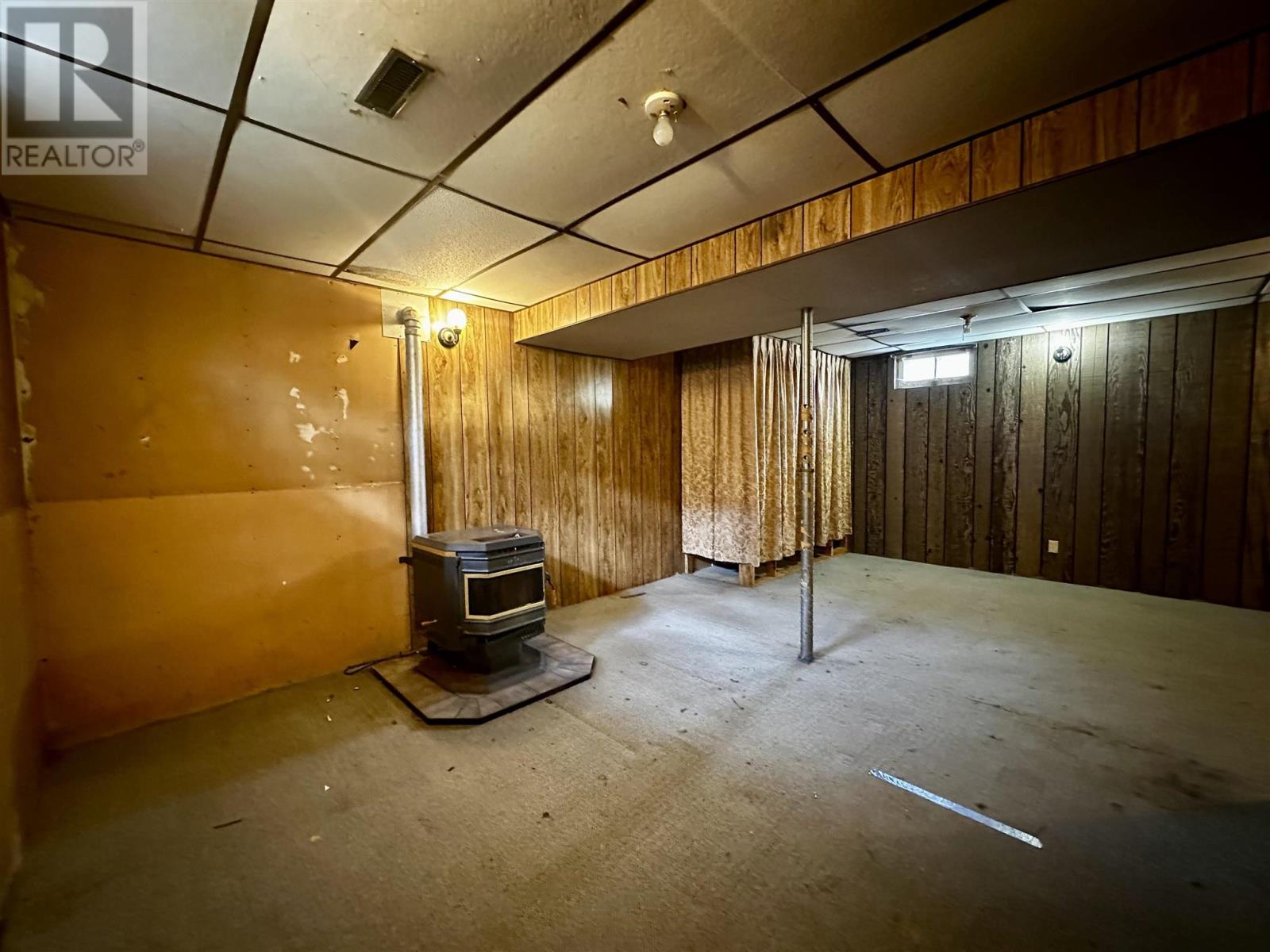 12 LAUZON CRES - 18