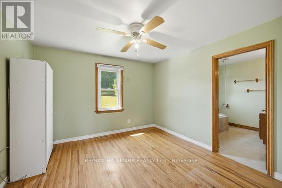 1527 KILLARNEY BEACH ROAD - 18
