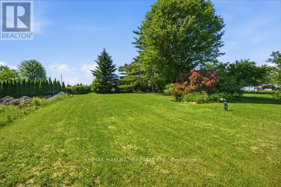 1527 KILLARNEY BEACH ROAD - 39