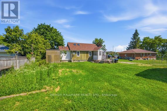 1527 KILLARNEY BEACH ROAD - 37