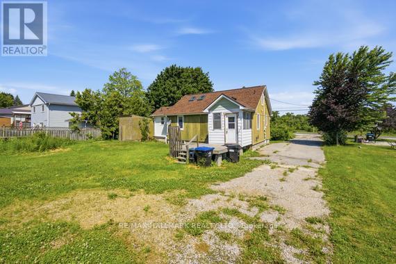 1527 KILLARNEY BEACH ROAD - 30