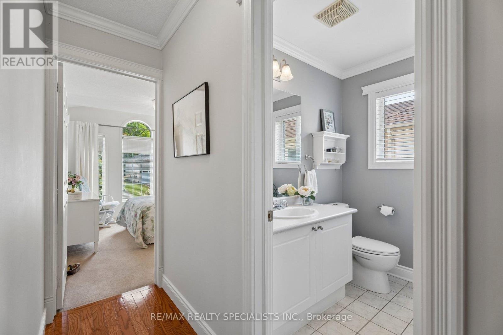 43 BUSH CRESCENT - 19