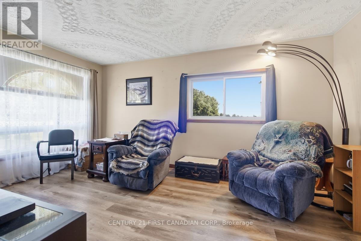 142 FREDERIC STREET W - 9