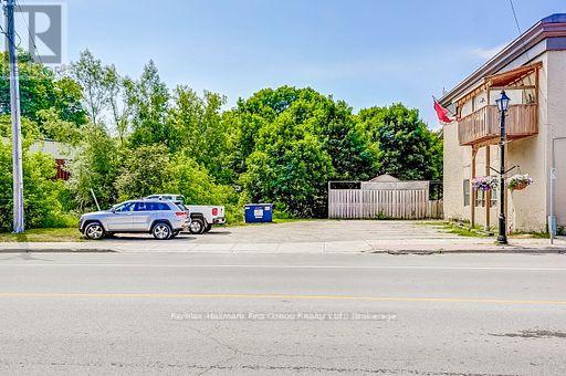 25 KING STREET E - 10