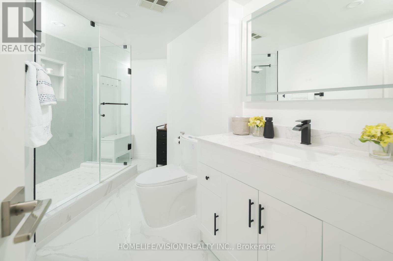 #413 7 TOWNSGATE DRIVE - 23