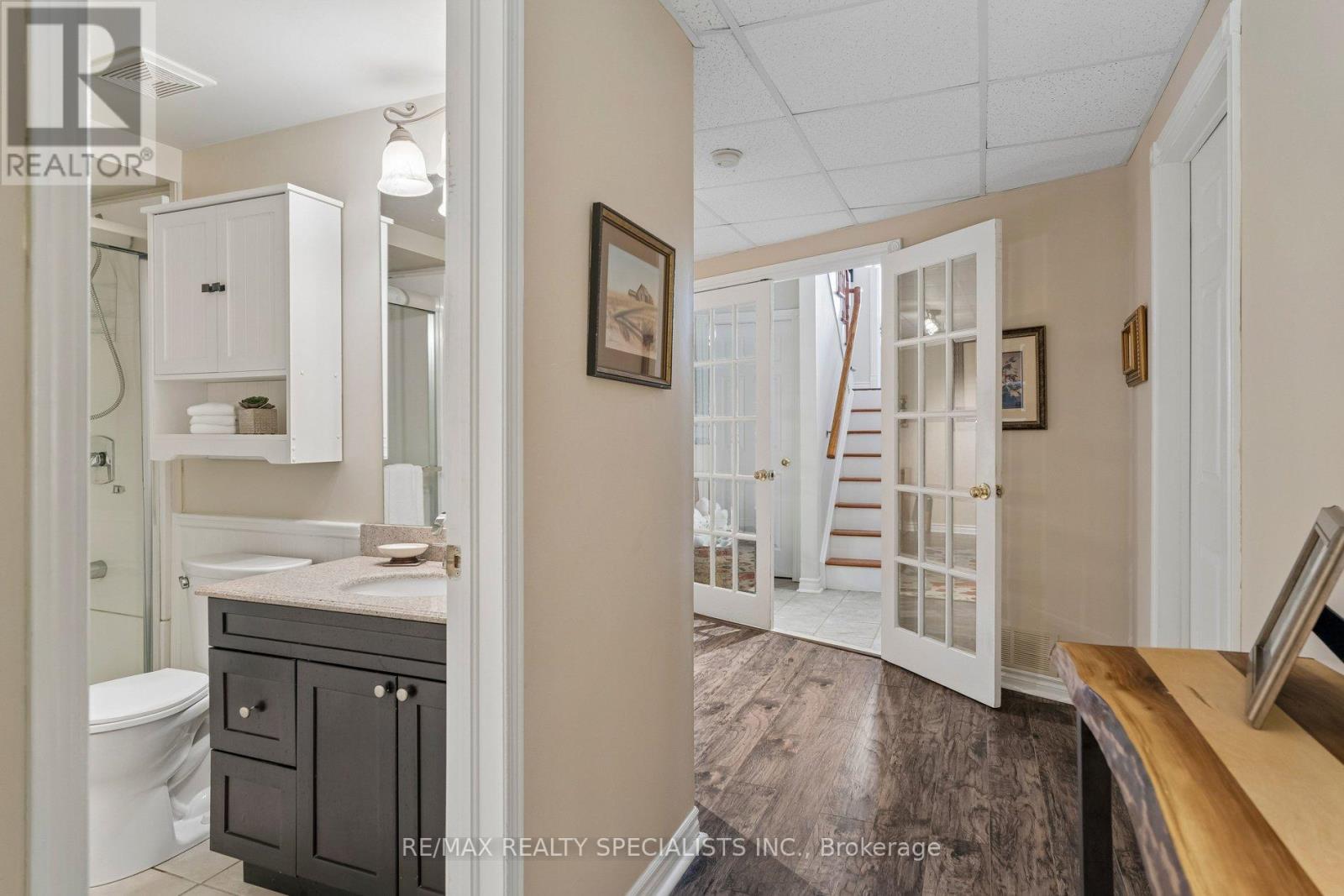 43 BUSH CRESCENT - 24