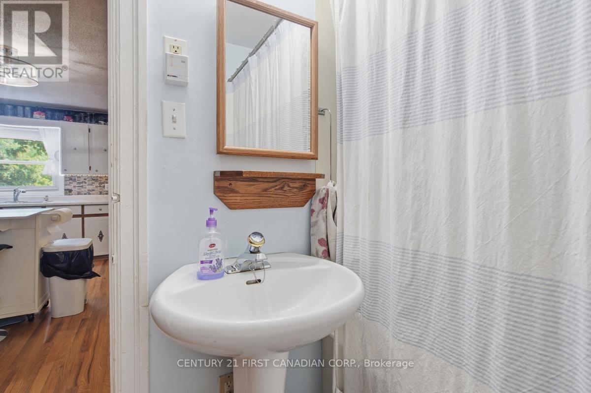 142 FREDERIC STREET W - 22