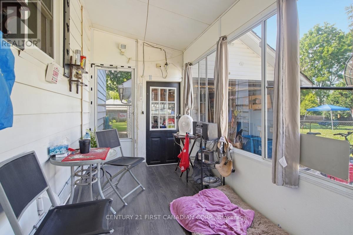 142 FREDERIC STREET W - 39
