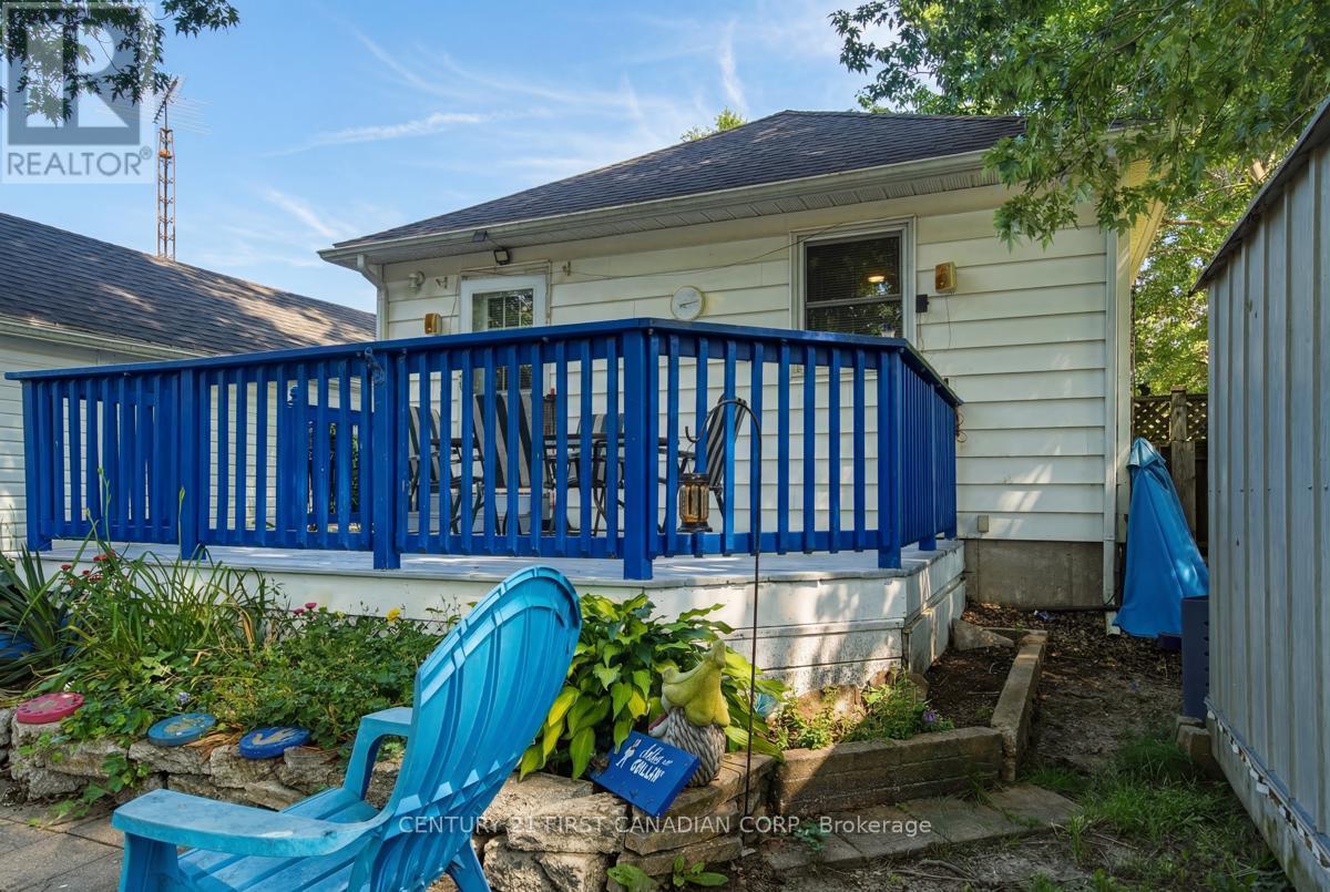 142 FREDERIC STREET W - 38