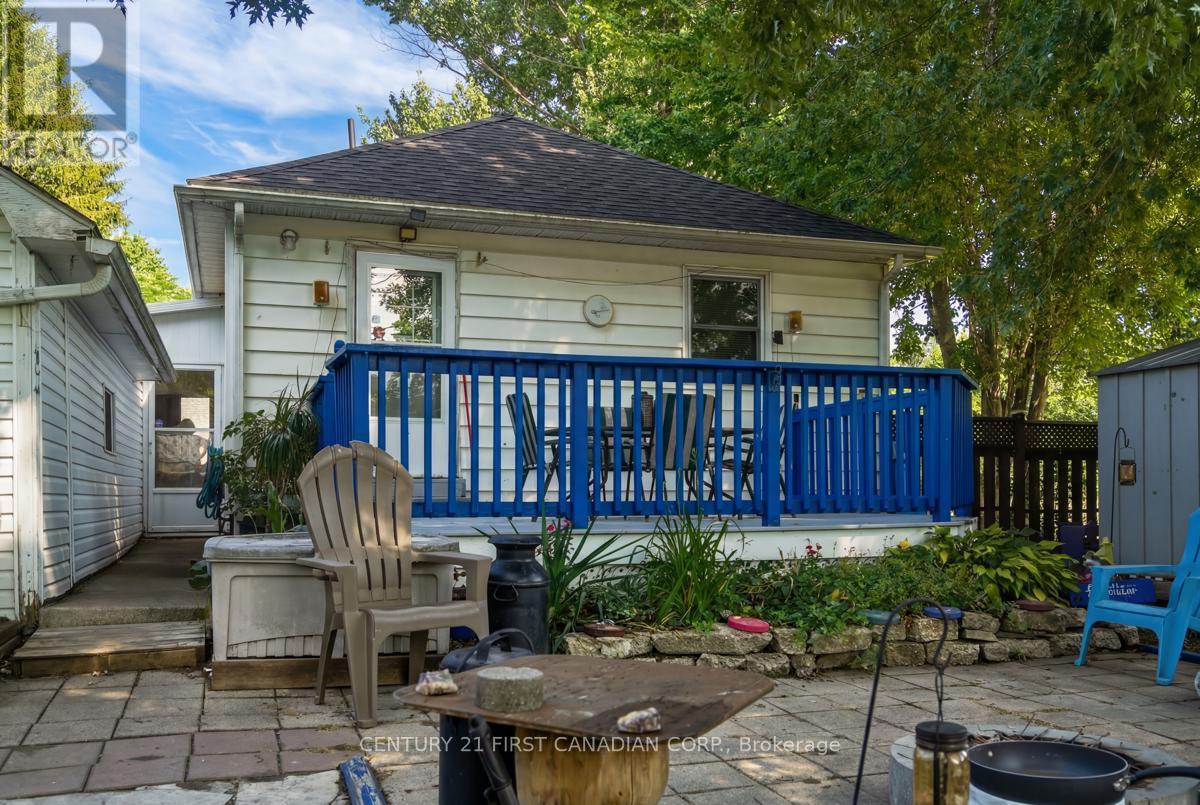 142 FREDERIC STREET W - 36
