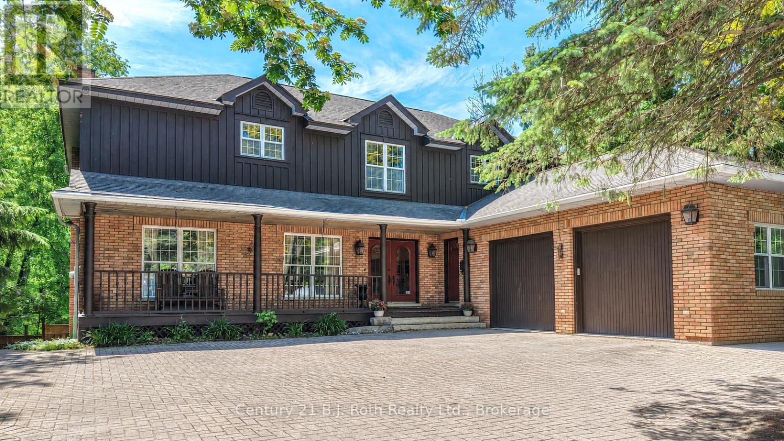 403 BAY STREET - 1