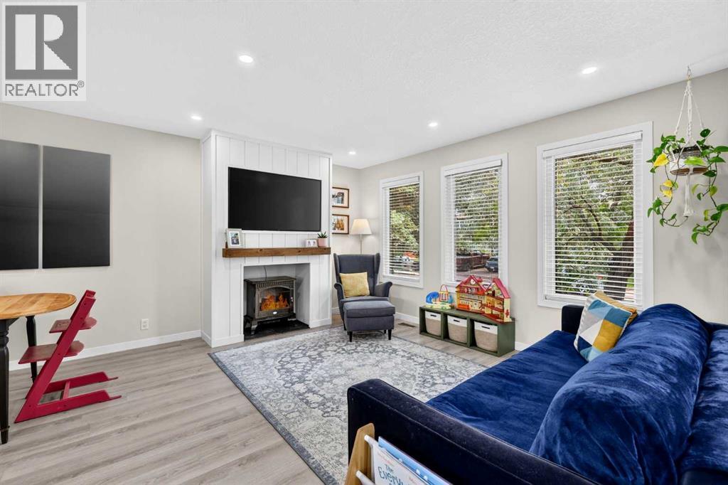 1820 Lysander Crescent SE — photo 17