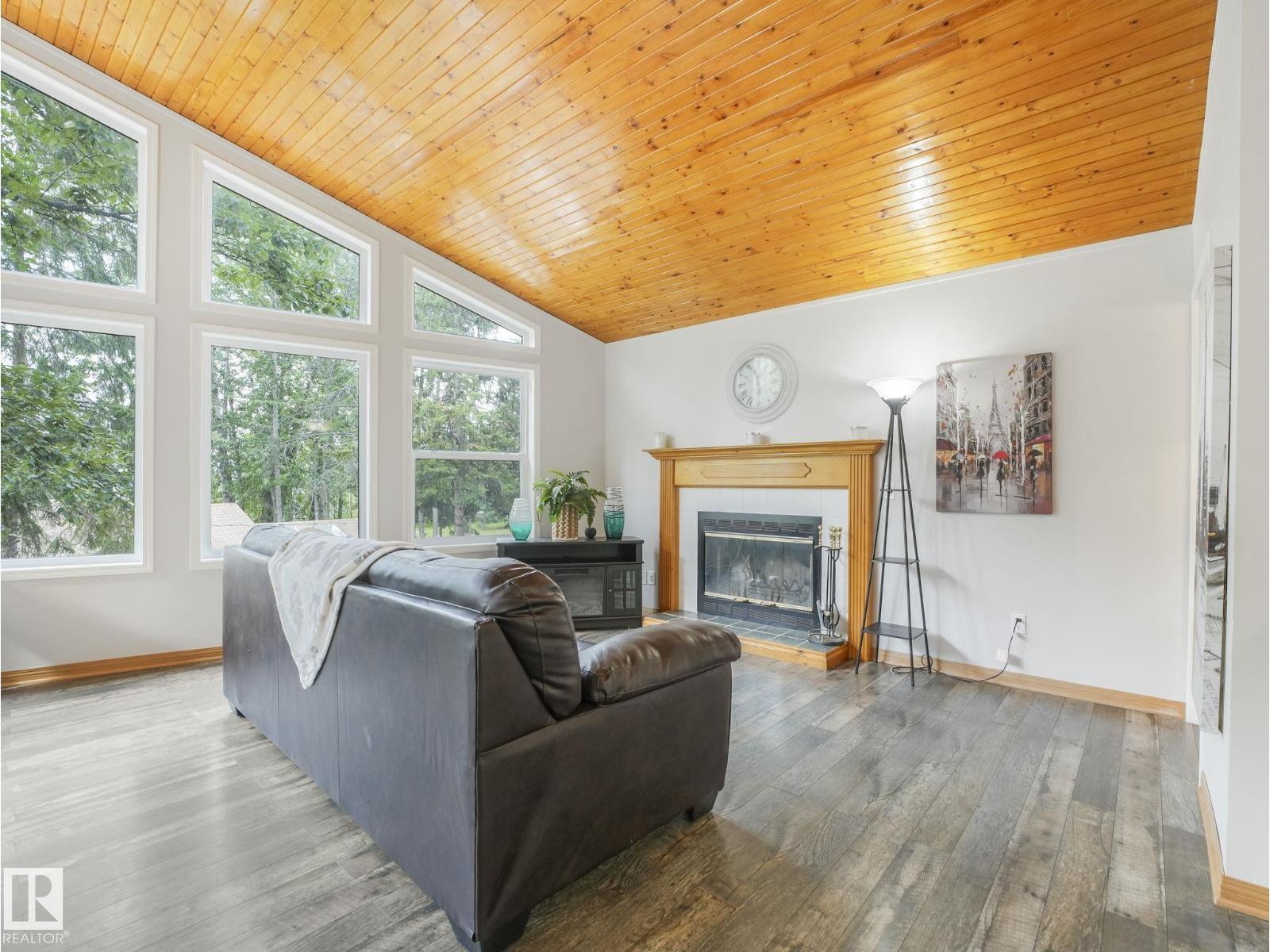 615 Ash ST NW - 35