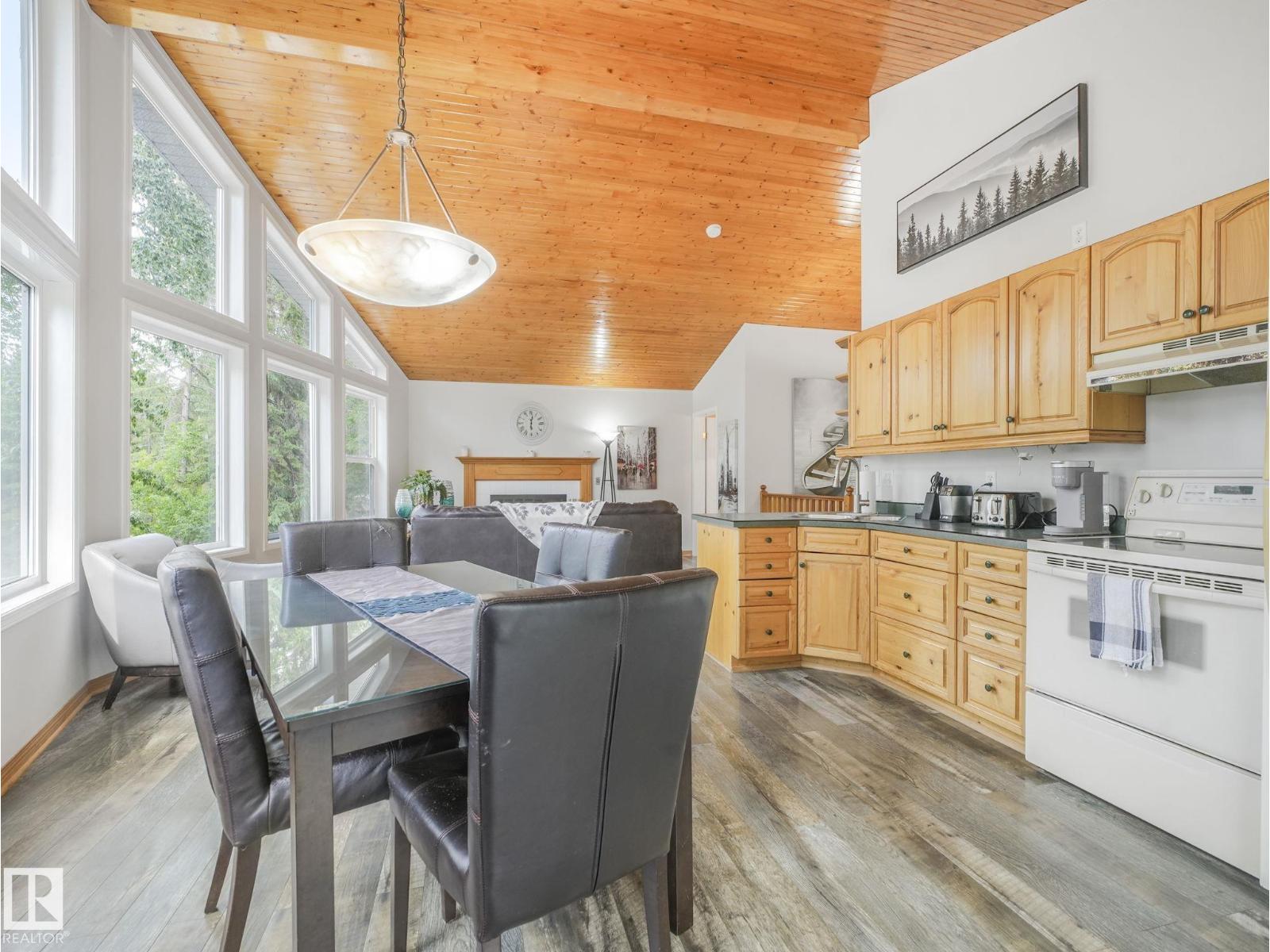 615 Ash ST NW - 44