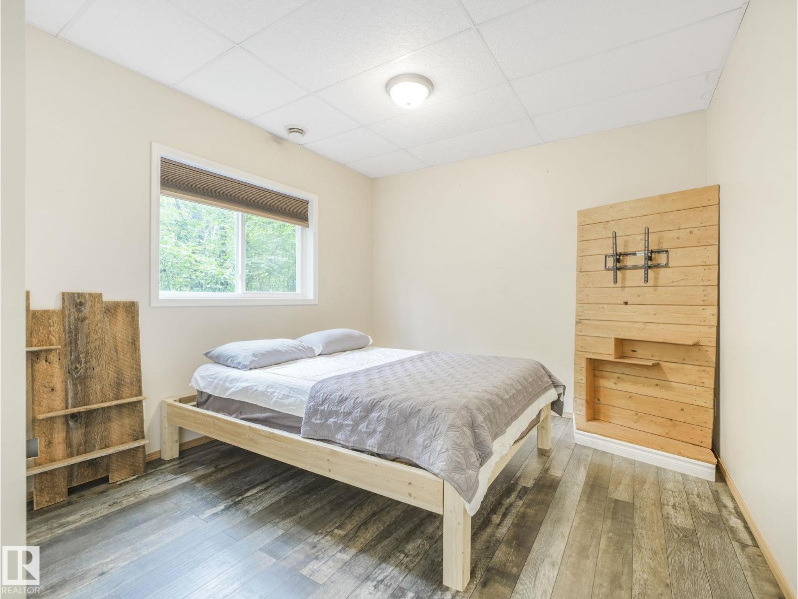 615 Ash ST NW - 45