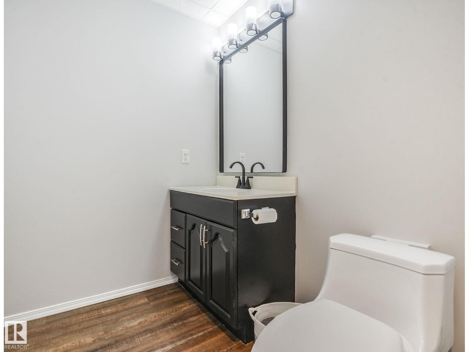 615 Ash ST NW — photo 49