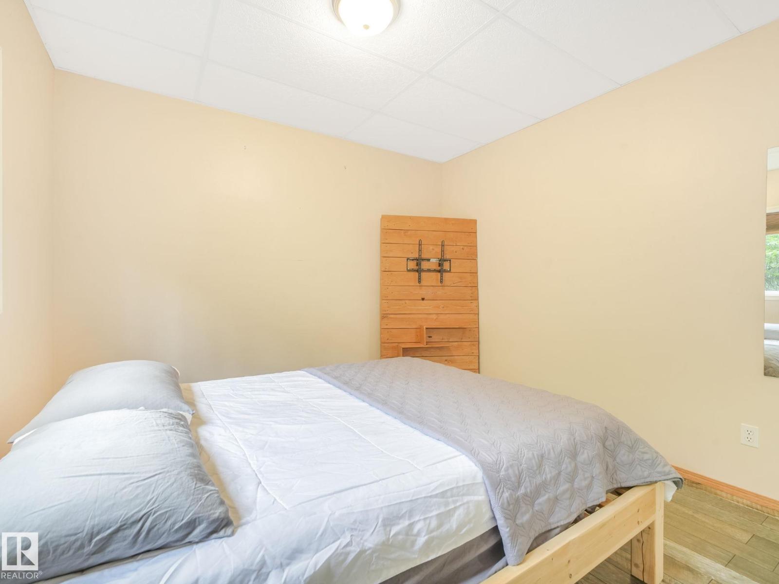 615 Ash ST NW - 58