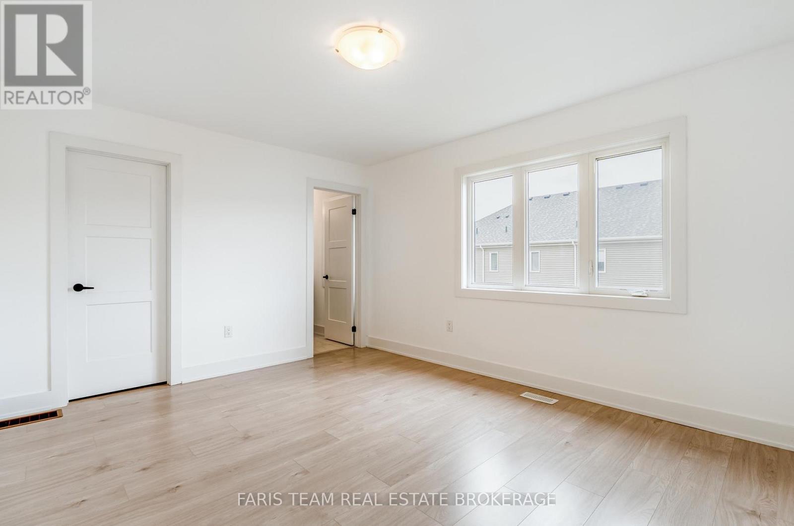 53 HARVEST CRESCENT - 22