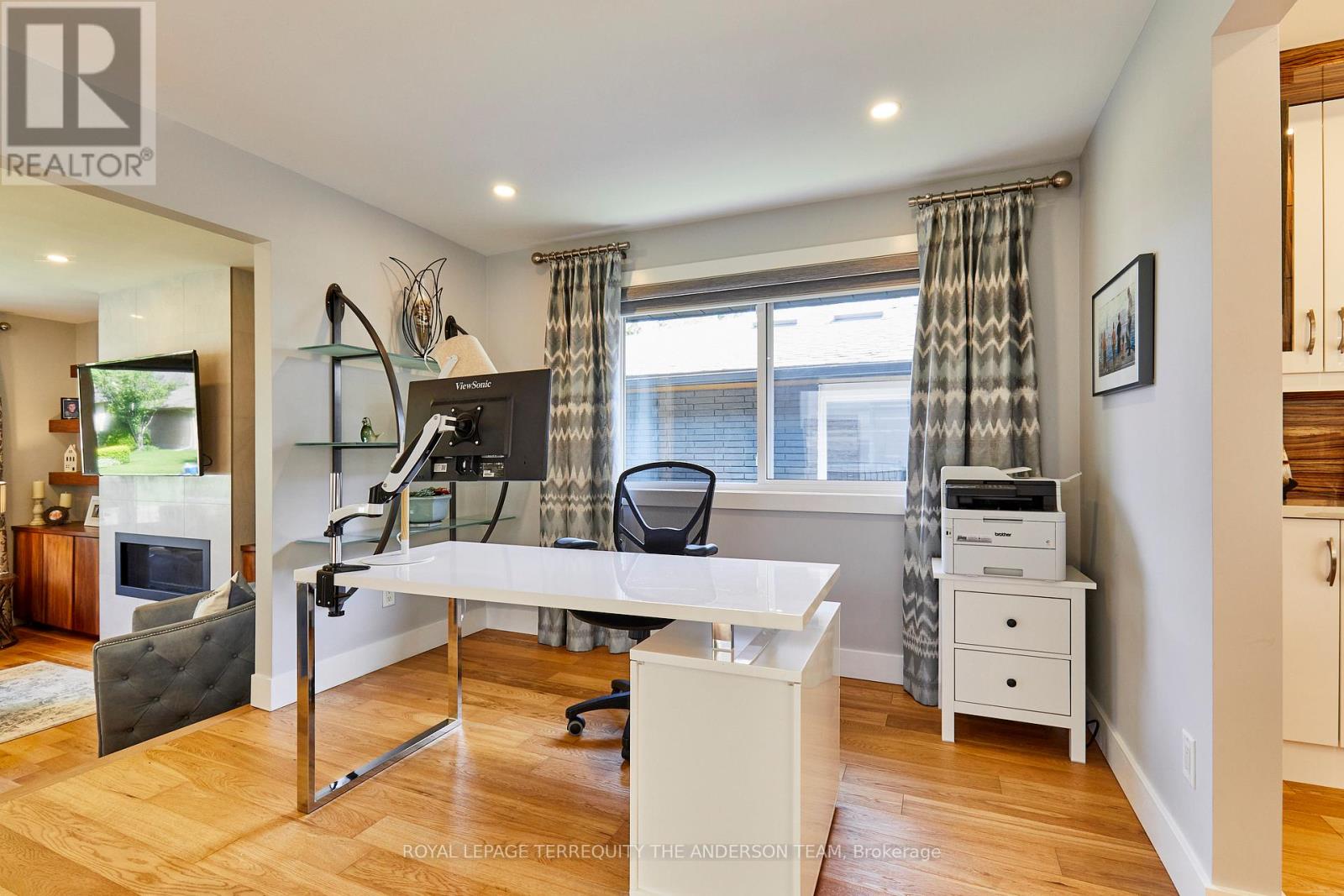 727 BARBADOS STREET - 22