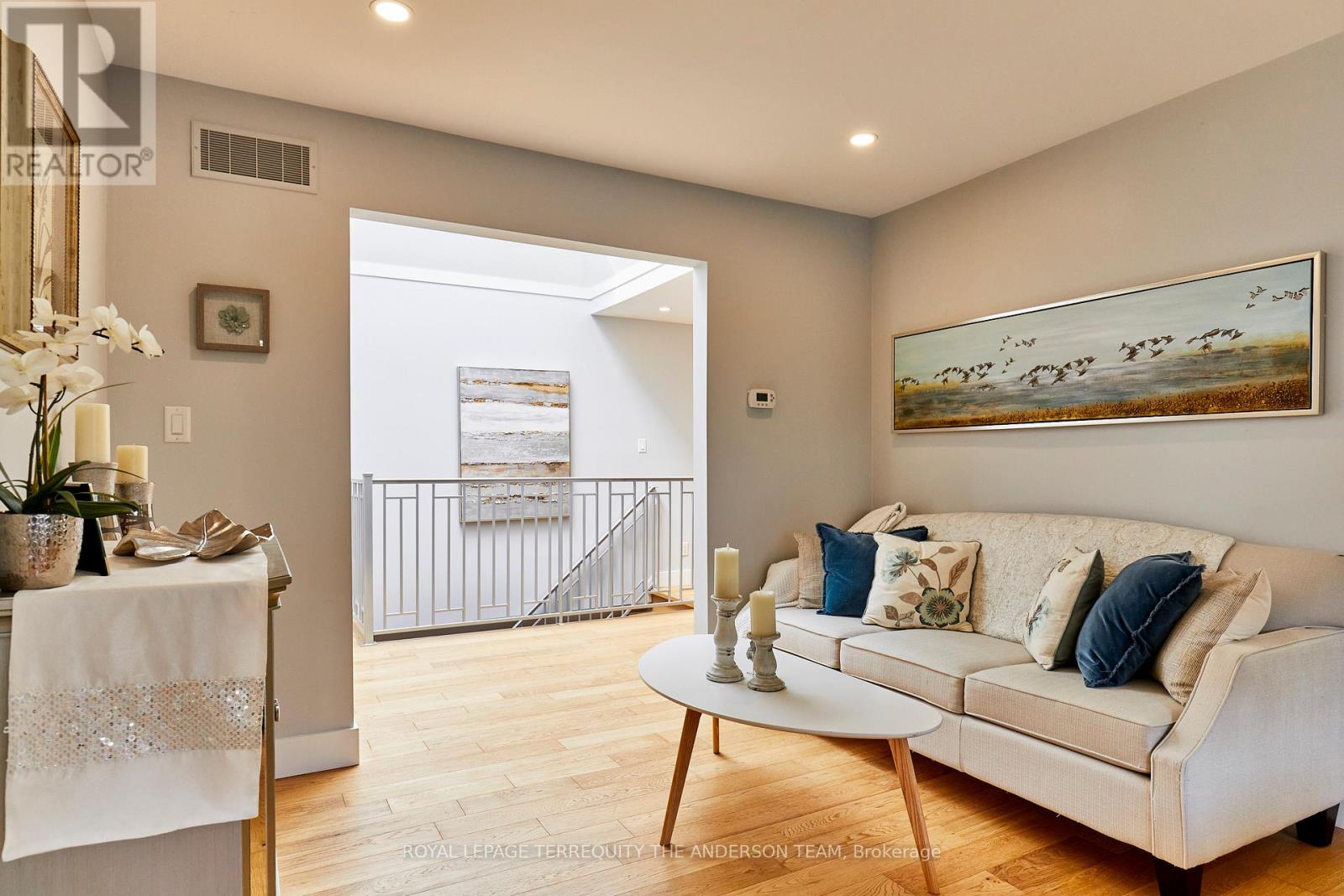727 BARBADOS STREET - 23