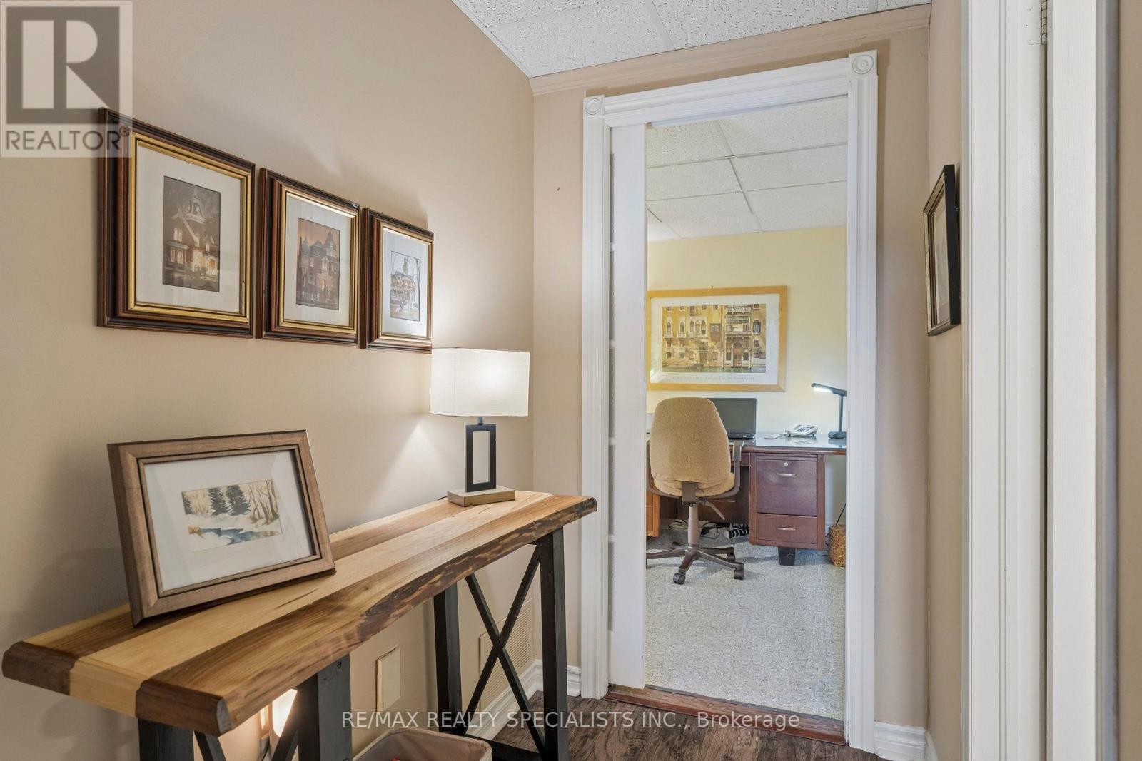 43 BUSH CRESCENT - 25