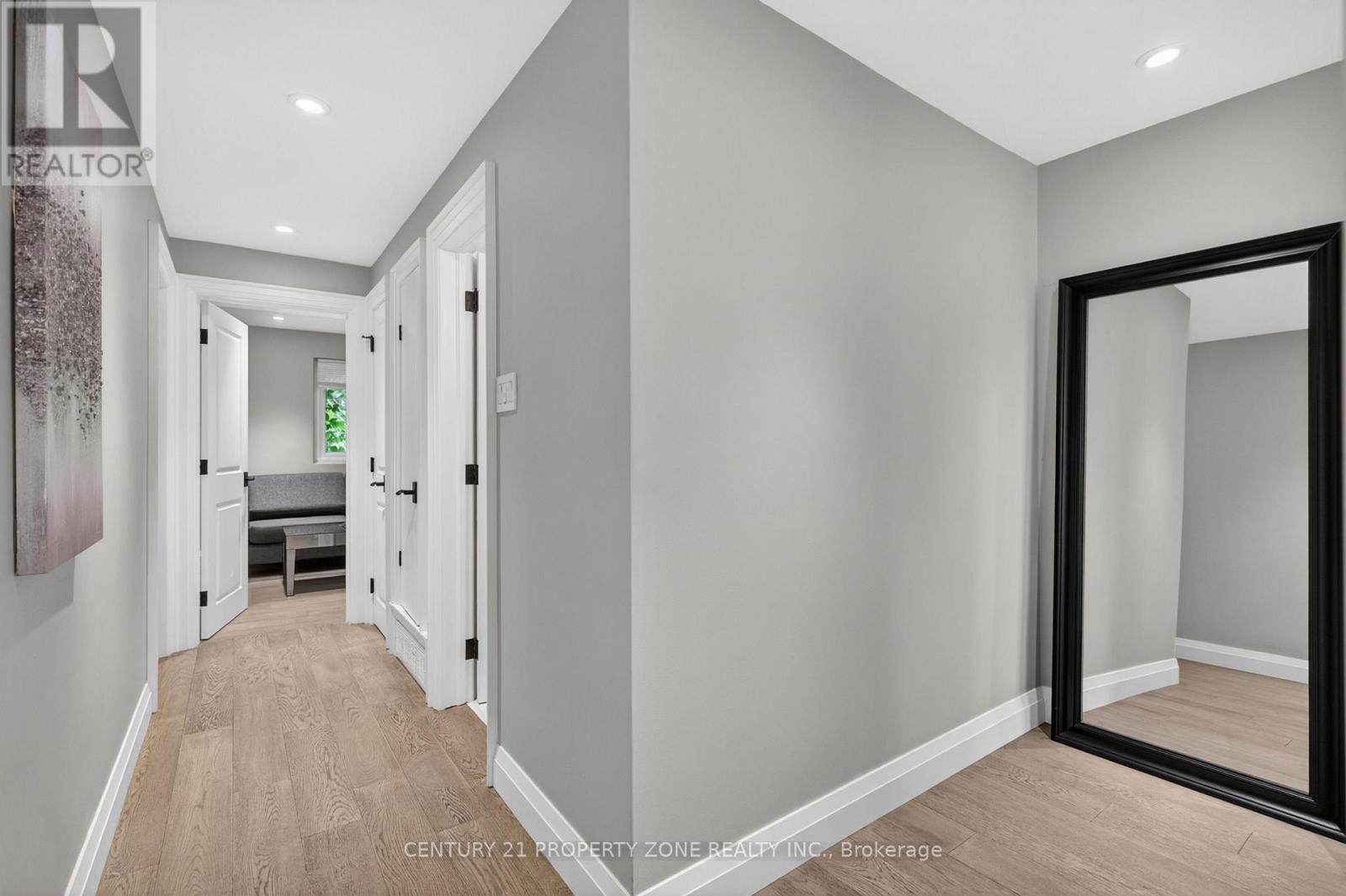 121 SAINT LUCIE DRIVE - 32