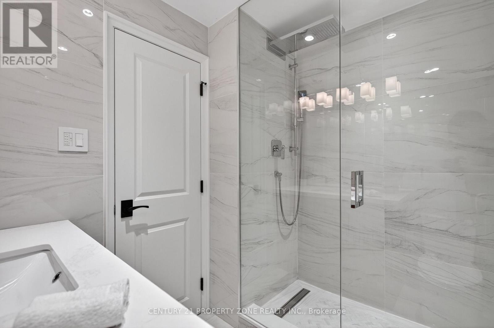 121 SAINT LUCIE DRIVE - 44