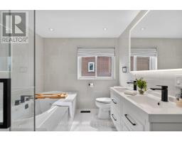 121 Saint Lucie Drive, Toronto, ON M9M1T4 Photo 37