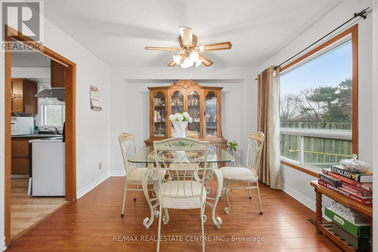 32 DAFOE CRESCENT - 14