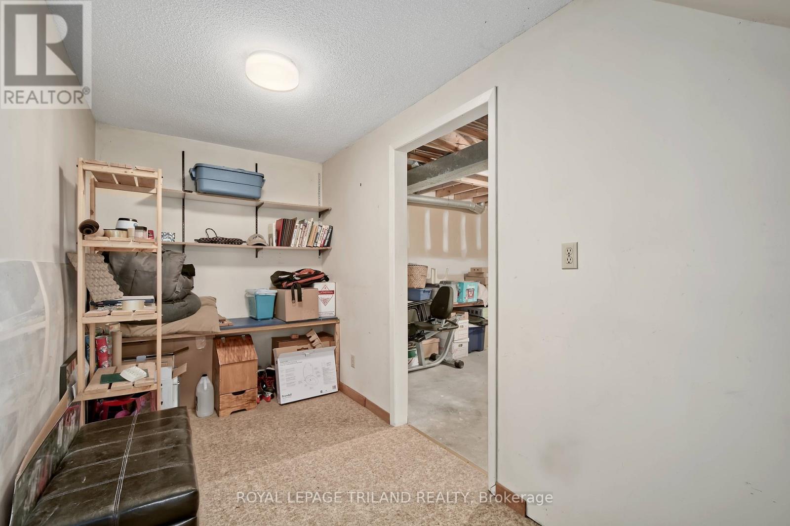 1662 ATTAWANDARON ROAD - 18