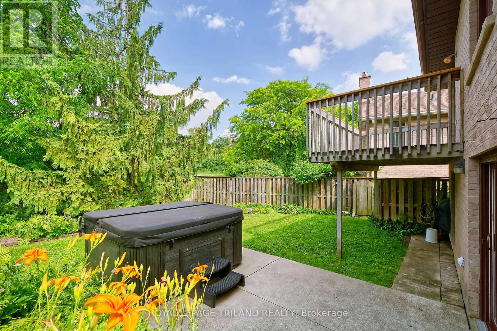 1662 ATTAWANDARON ROAD - 20