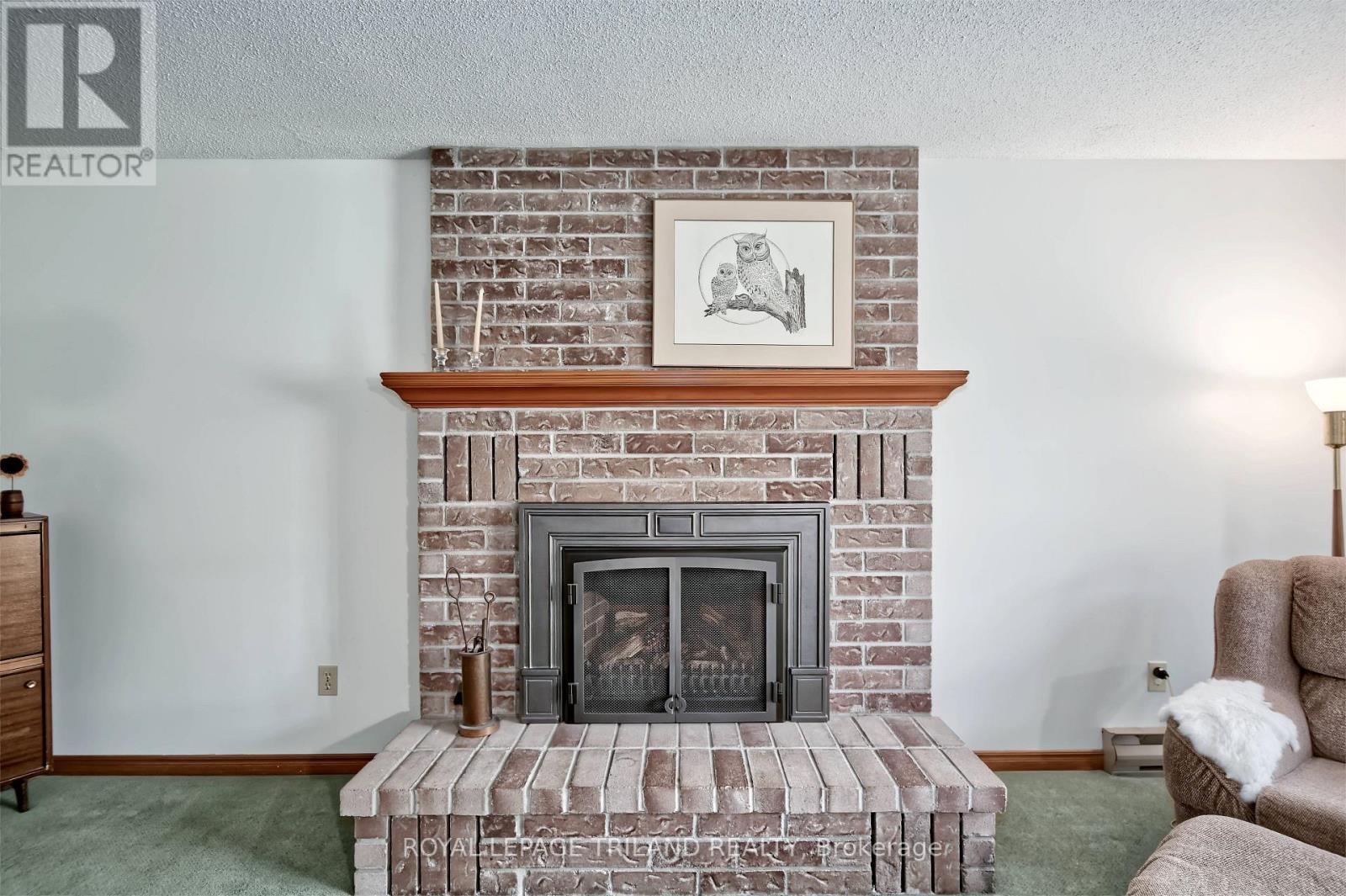1662 ATTAWANDARON ROAD - 17