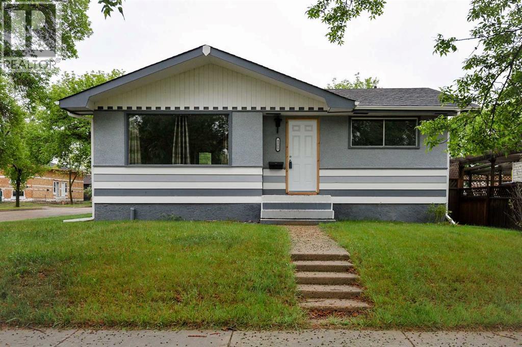 4201 50 Avenue - 1