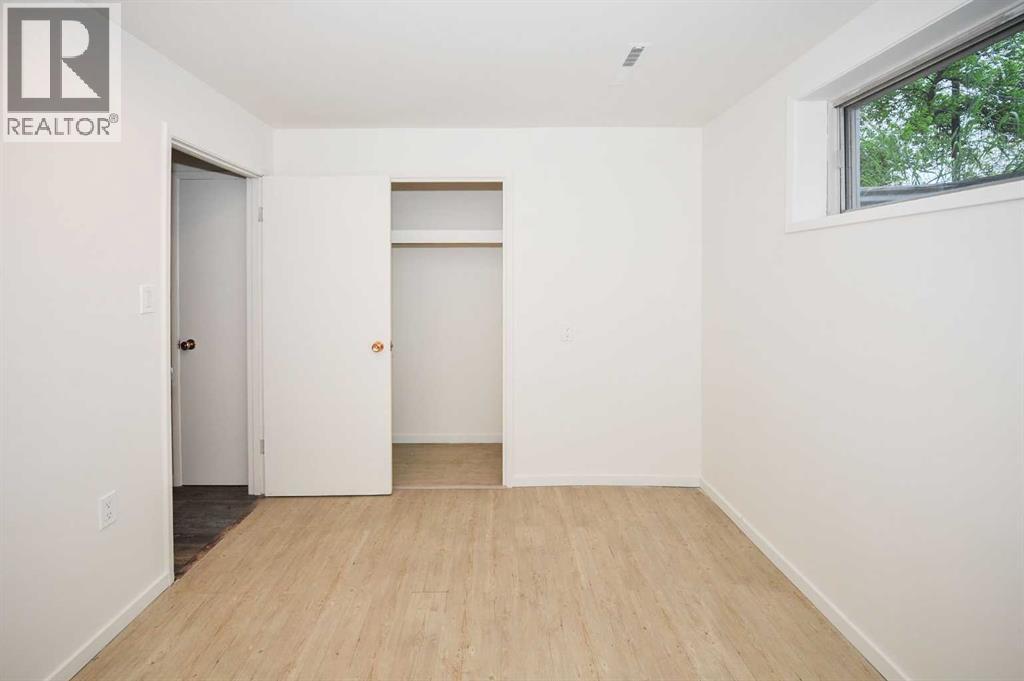 4201 50 Avenue - 17
