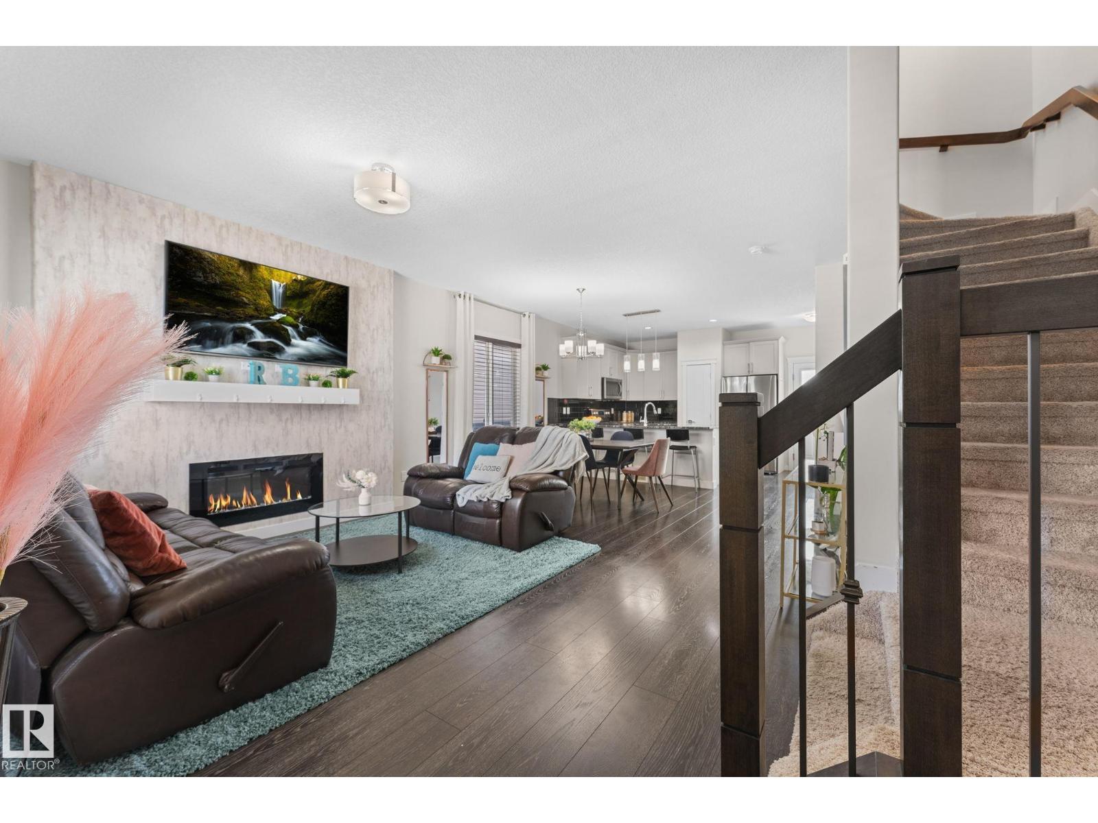 6689 CARDINAL RD SW - 4