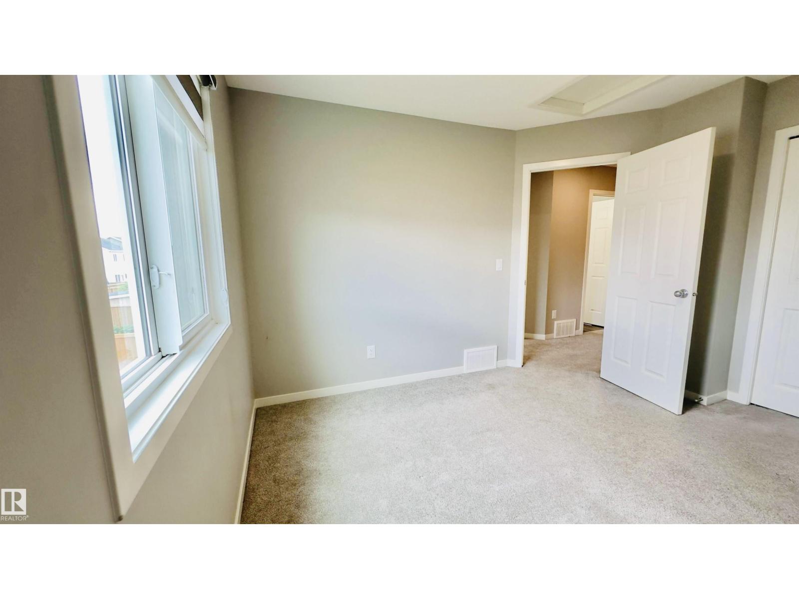 9871 226 ST NW - photo 4